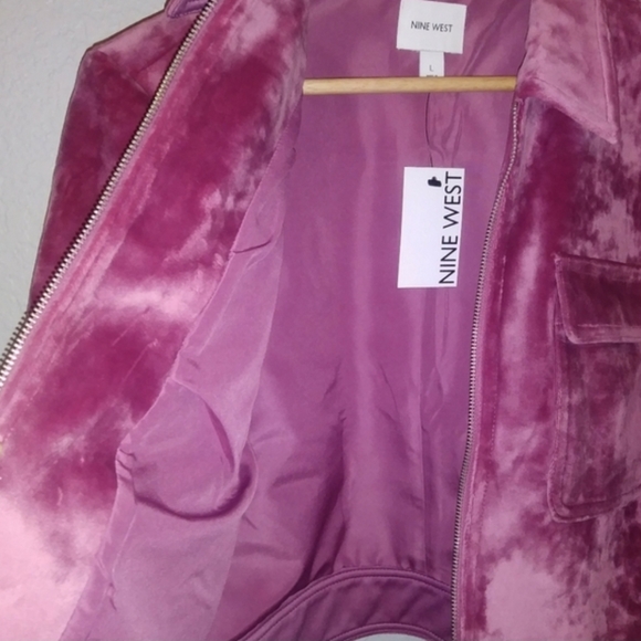 ❤ Nine West Pink Velvet Bomber Jacket - Picture 7 of 8